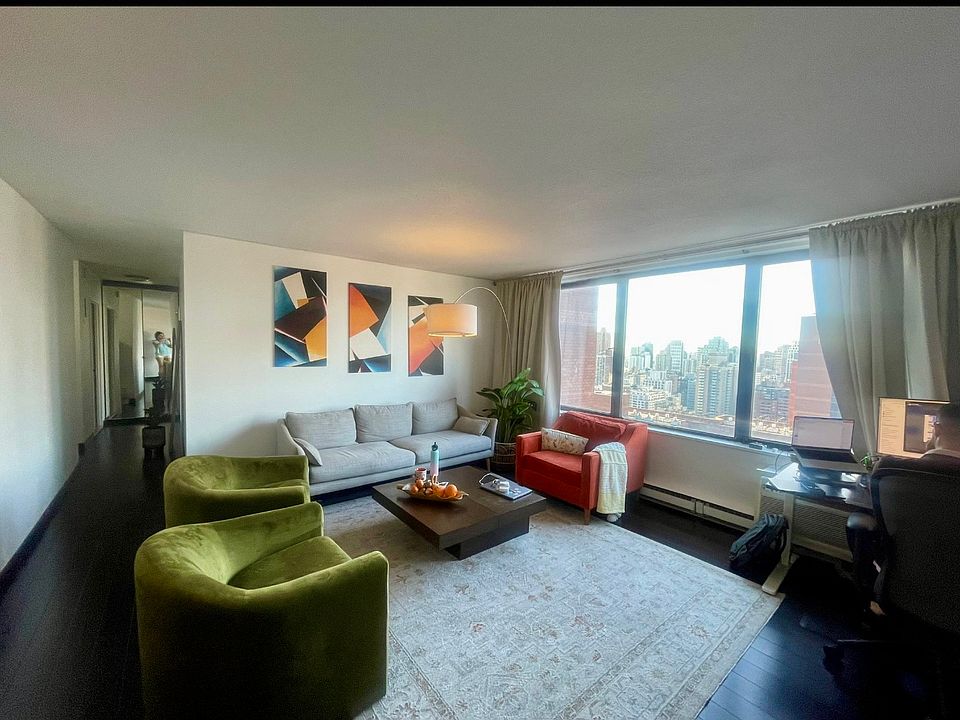 1st image of 1623 3rd Ave APT 36J
