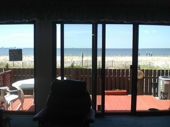 ANDERSON SLIDERS TO DECK WITH VIEWS