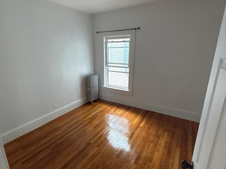 45 Chatham St #2 — Photo 17