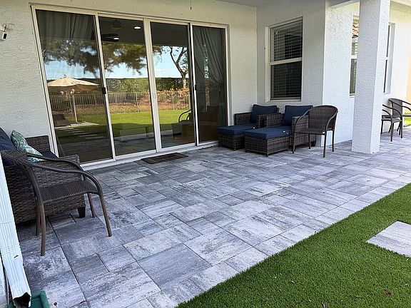 3rd image of 8163 Brigamar Isles Ave