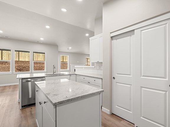 5th image of 2752 Pronghorn Ln