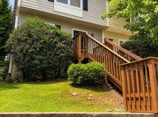 4394 Overlook Dr, Dallas, GA 30101