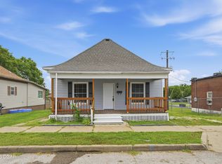 1024 W 1st St, Webb City, MO 64870