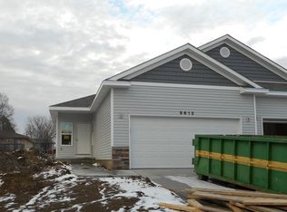 5612 Barrington Cir, Lincoln, NE 68516