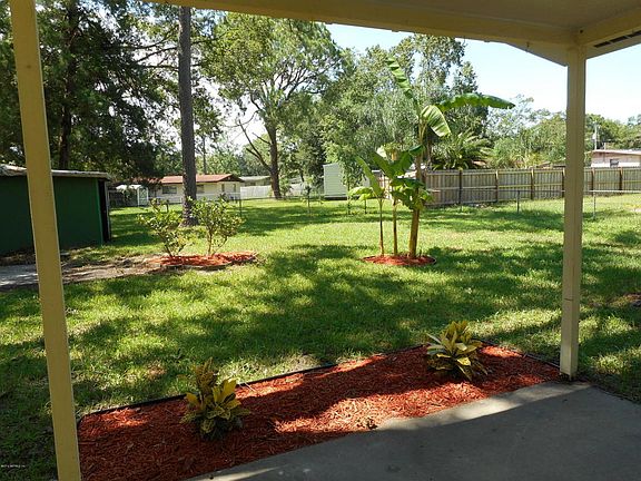 3rd image of 6816 Bambi Ln