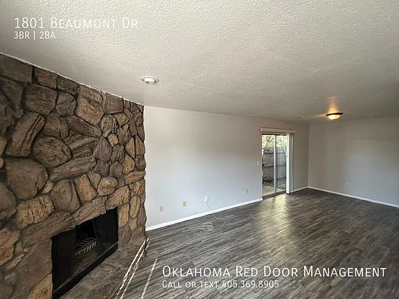 2nd image of 1801 Beaumont Dr