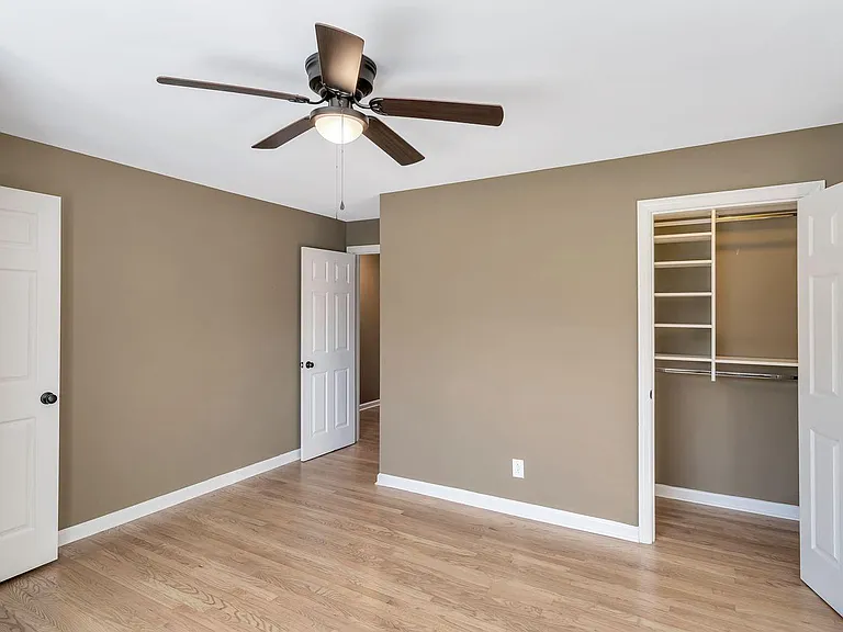 2886 Temple Ave — Photo 19