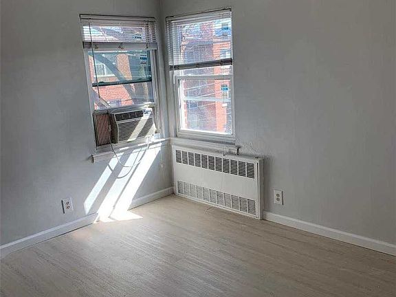 2nd image of 6117 Bell Blvd