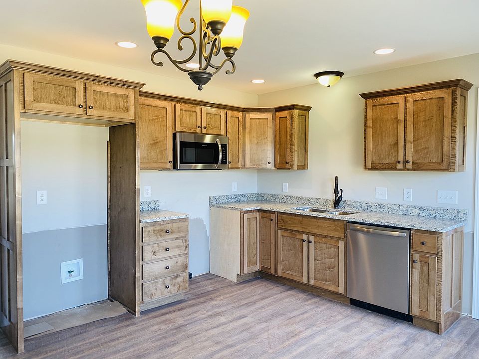 2nd image of 150 Oak Dr Lot 17