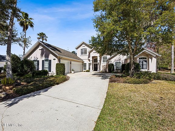 2nd image of 144 CLEARLAKE Drive