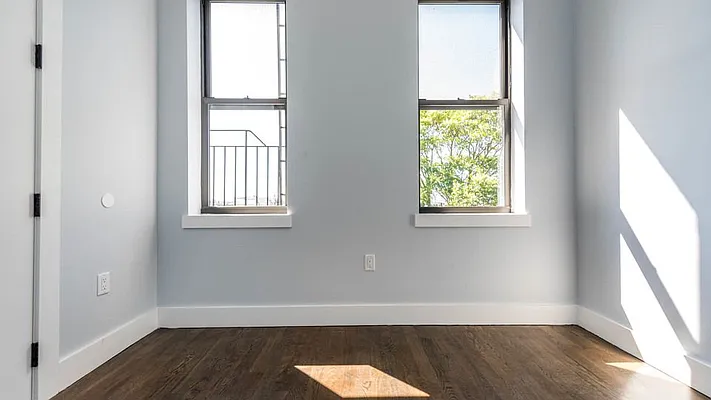 Rented by Nooklyn NYC LLC | media 26