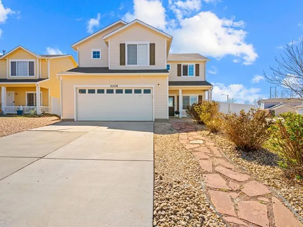 2228 Inspiration Ln, Pueblo, CO 81008
