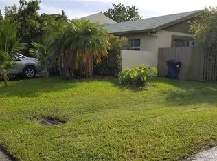 12006 SW 110th Street Cir E, Miami, FL 33186