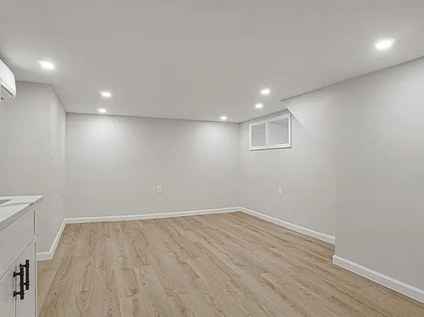 4411 Edson Avenue image 20 of 27