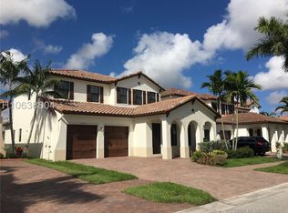 8353 NW 39th Ct, Cooper City, FL 33024