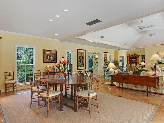 5th image of 123 Gomez Road