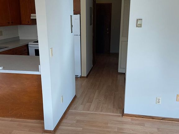2nd image of 3151 29th Ave S APT 206