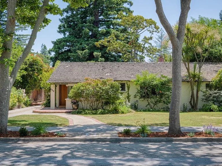 620 Lowell Ave — Photo 5