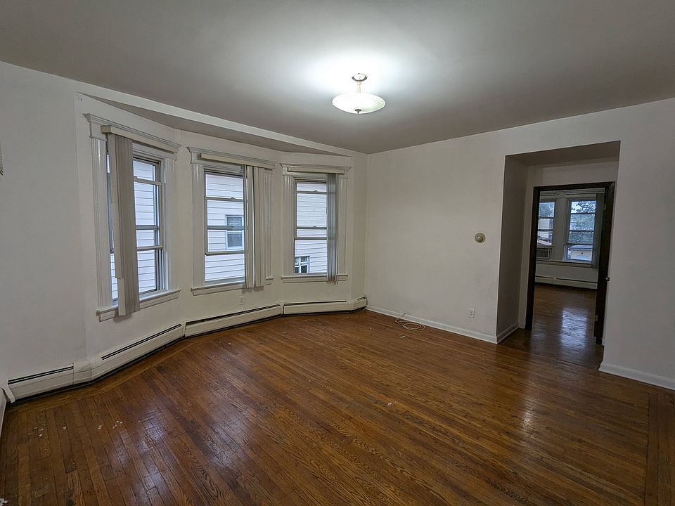 Main floor living room.