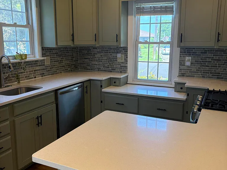 36 Bayberry Ave — Photo 2