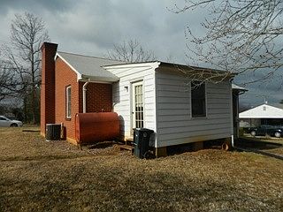 3rd image of 506 Smyth St