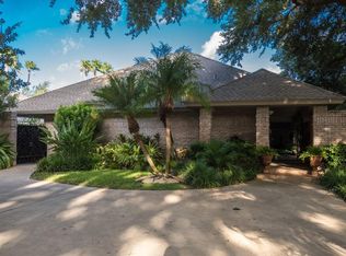 2208 S Augusta Sq, McAllen, TX 78503