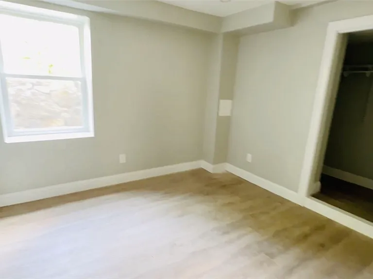 123 Oxford Rd #123 — Photo 17