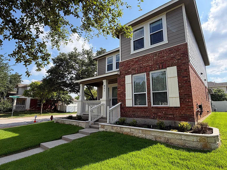 801 Brazos Bend Dr — Photo 9