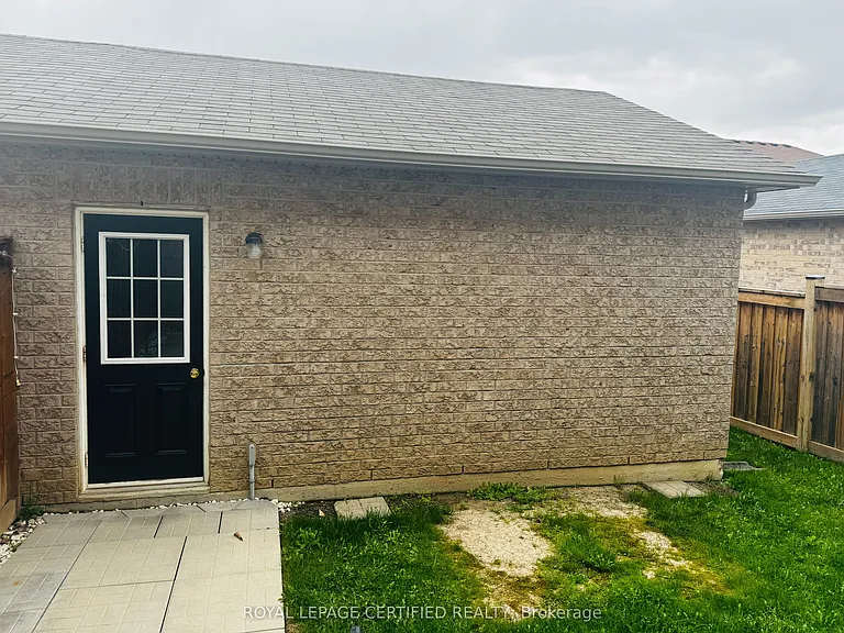 5463 10th Line W — Photo 31