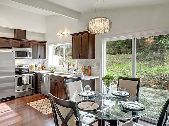 4th image of 15007 SE 44th Pl