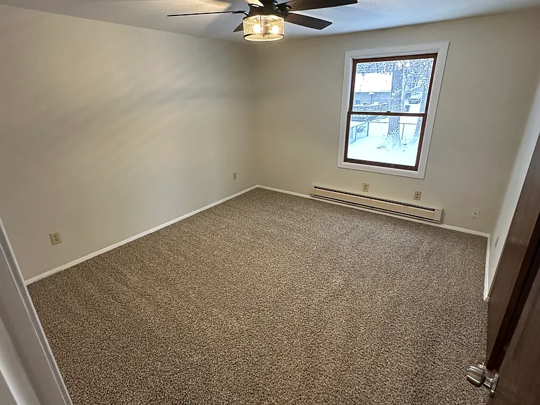 770 Woodside Ave — Photo 13