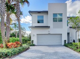 8966 Zevon Ct, Lake Worth, FL 33467