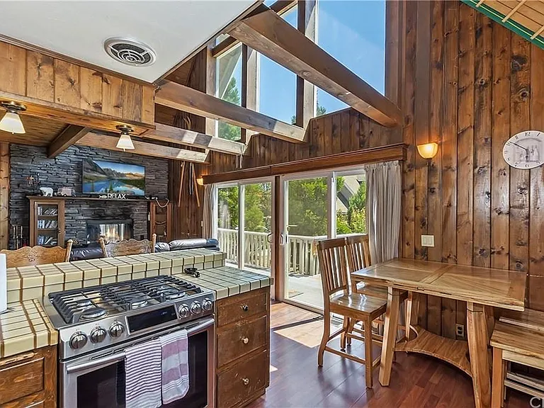 28711 Bryce Dr — Photo 39