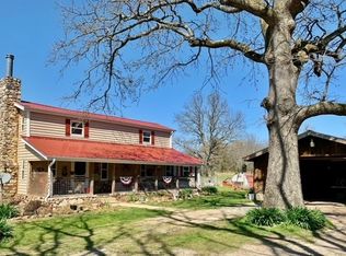 51 Spring Hollow Rd, Hardy, AR 72542