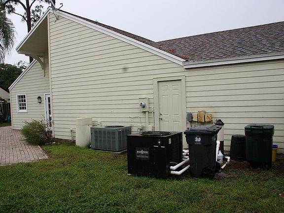 5th image of 522 Goldenwood Way