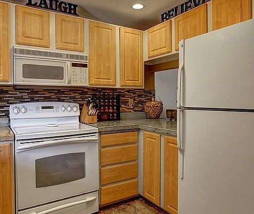 2nd image of 11106 NE 125th Ln