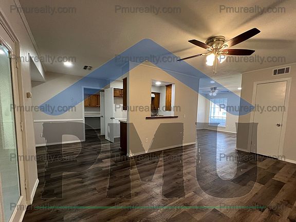 4th image of 422 Oriole Cir