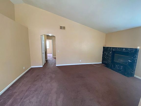 5th image of 1521 Champagne Cir
