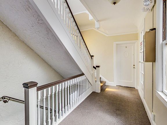 5th image of 3820 Divisadero St APT 2