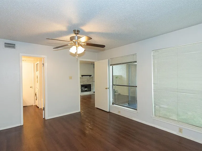 3115 Helms St #106 — Photo 18