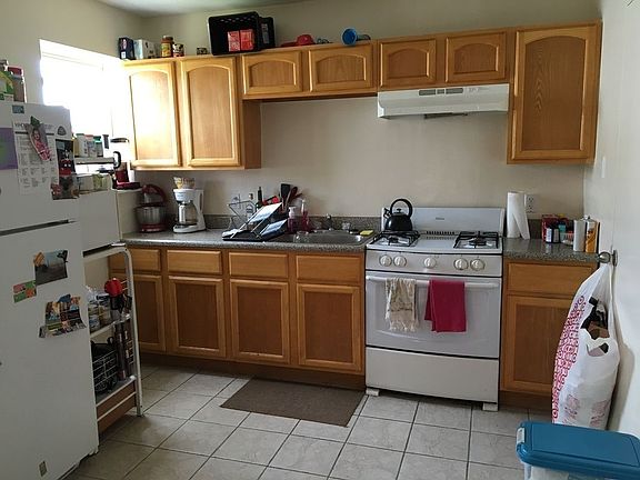 3rd image of 318 Beach 66th St APT 3