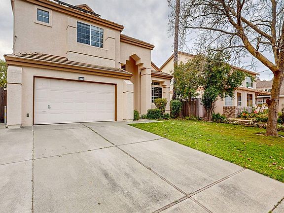 2nd image of 1273 Potrero Circle