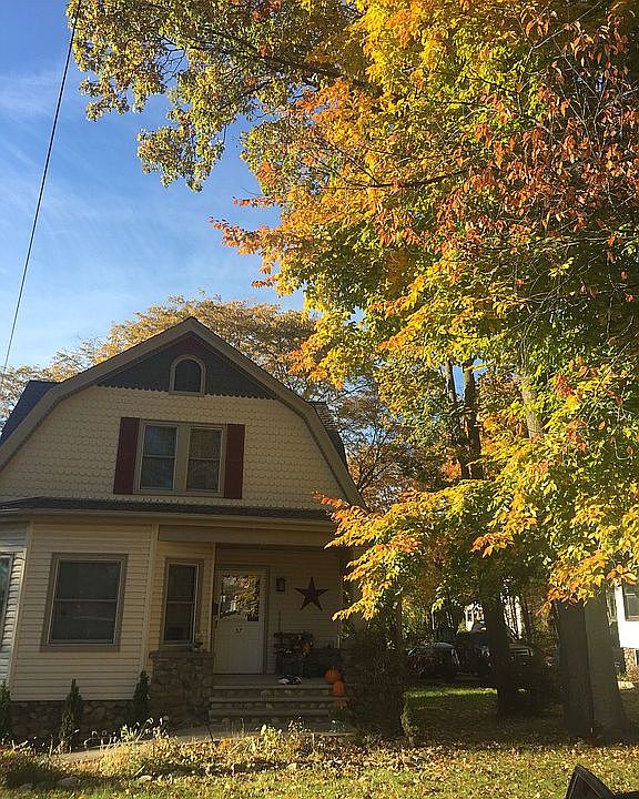 1st image of 57 Rea Ave