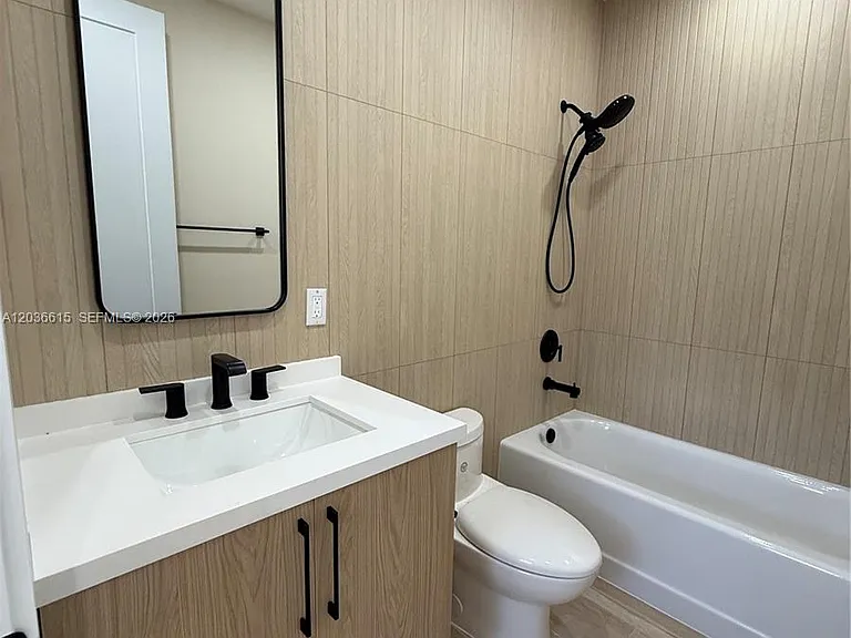 3326 Elizabeth St — Photo 44