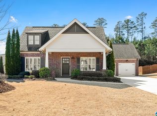 5001 Kelham Grove Cir, Birmingham, AL 35242