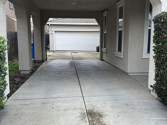 5th image of 10373 Danichris Way
