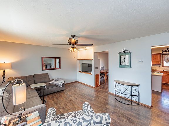 2nd image of 4657 Butternut Dr