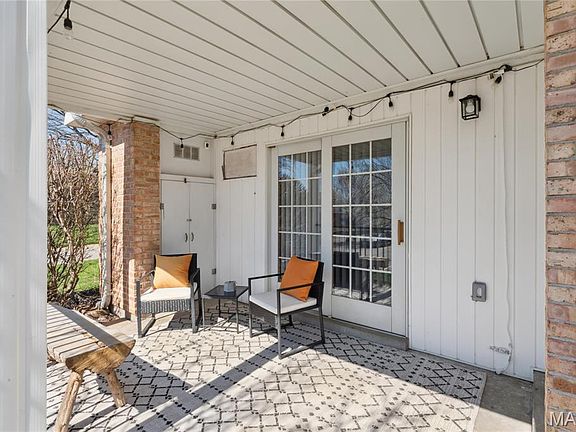 2nd image of 1706 Herault Pl APT A