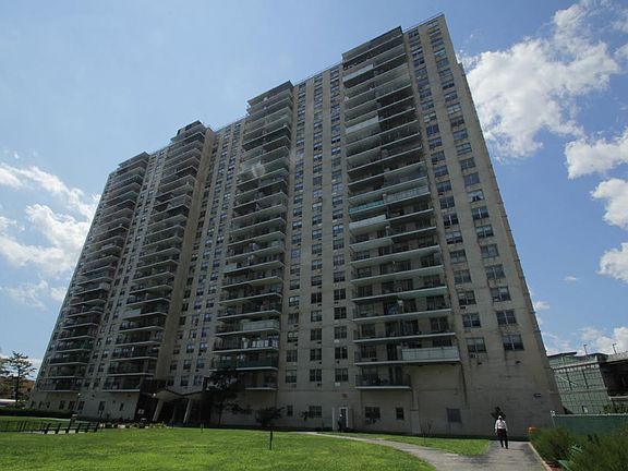 2nd image of 601 Surf Ave APT 16C