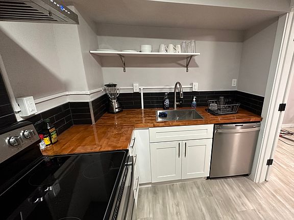 5th image of 16834 33rd Ave S